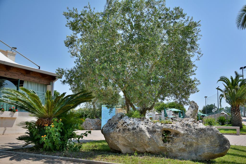 Hotel Thalas Club Torre dell'Orso Exteriér fotografie